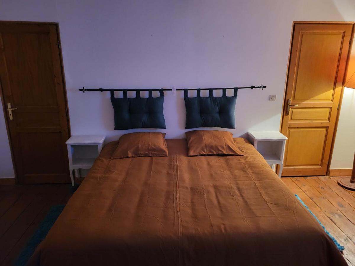 Domaine De La Sarrotte Bed & Breakfast Saugon Dış mekan fotoğraf