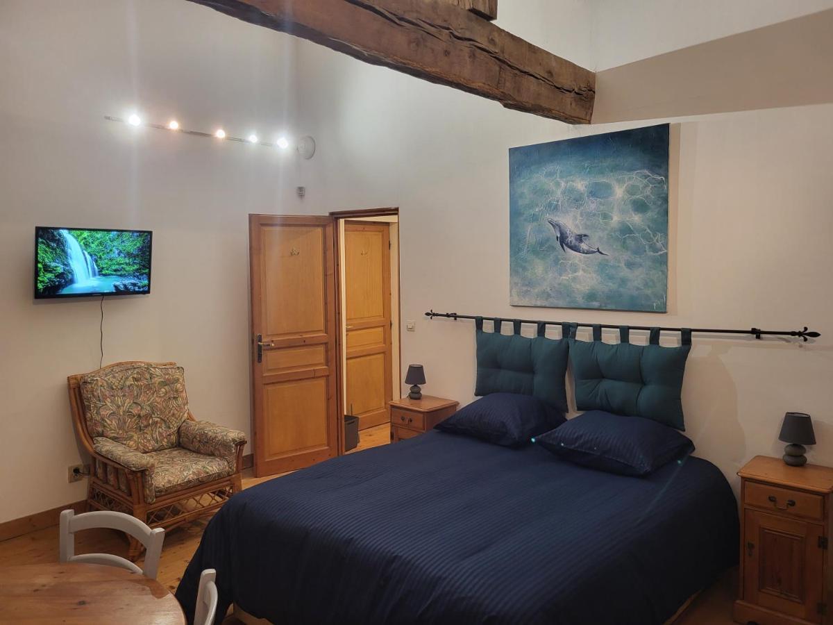 Domaine De La Sarrotte Bed & Breakfast Saugon Dış mekan fotoğraf