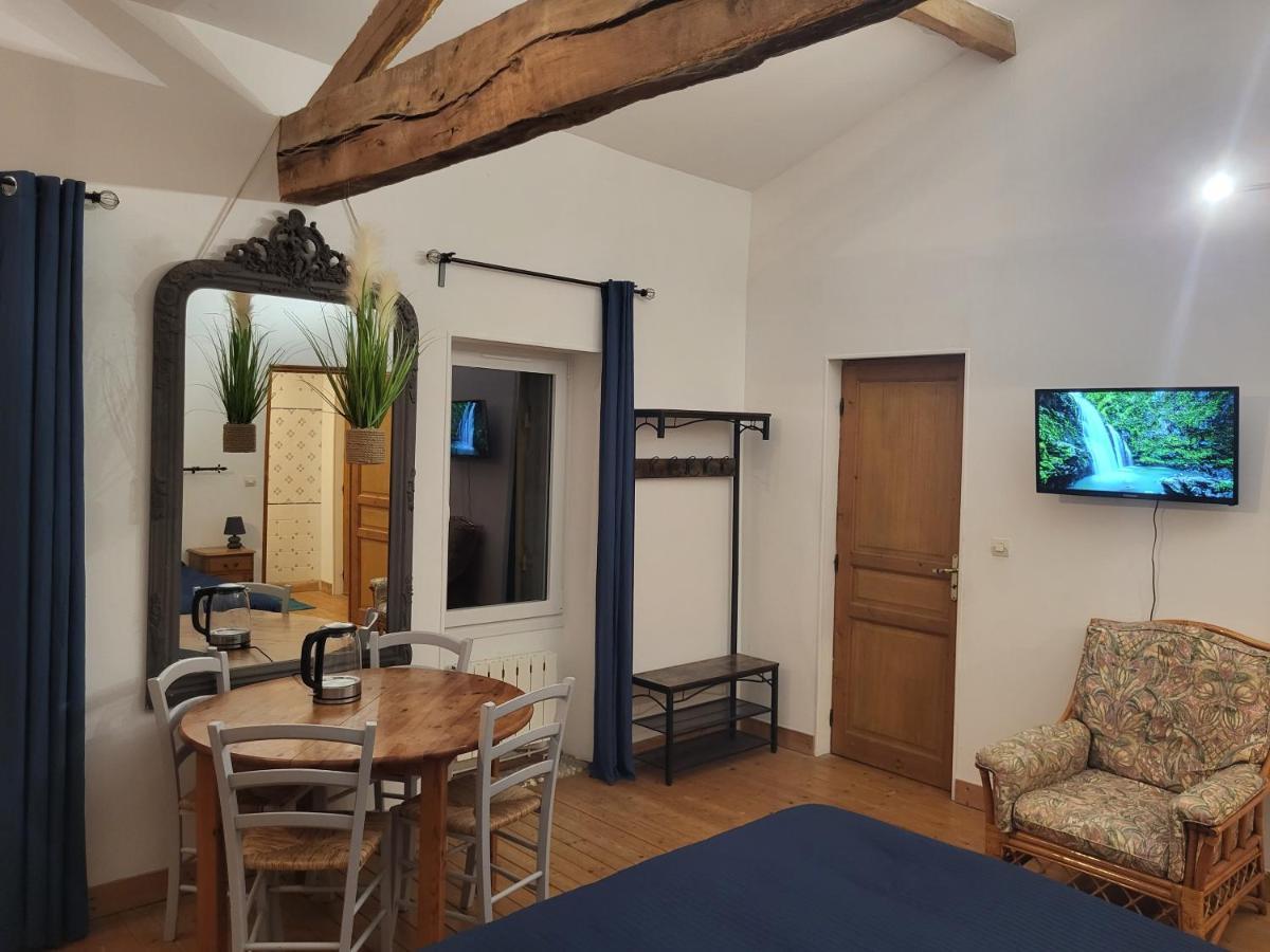 Domaine De La Sarrotte Bed & Breakfast Saugon Dış mekan fotoğraf