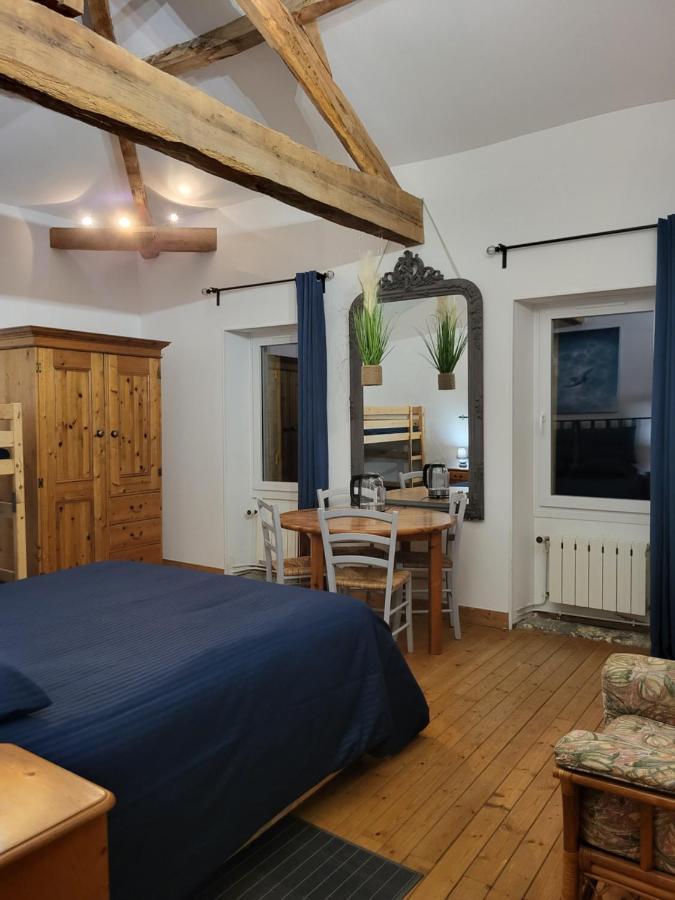Domaine De La Sarrotte Bed & Breakfast Saugon Dış mekan fotoğraf
