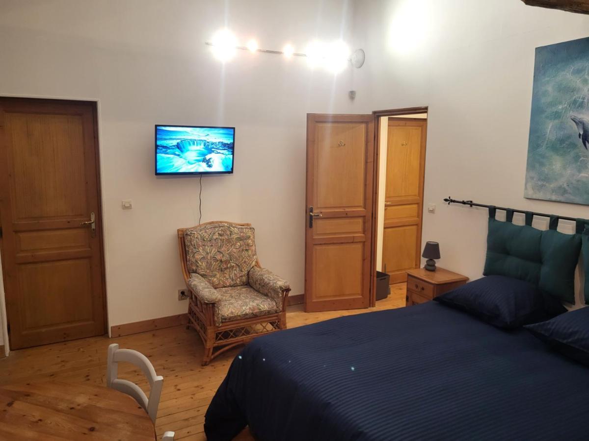 Domaine De La Sarrotte Bed & Breakfast Saugon Dış mekan fotoğraf