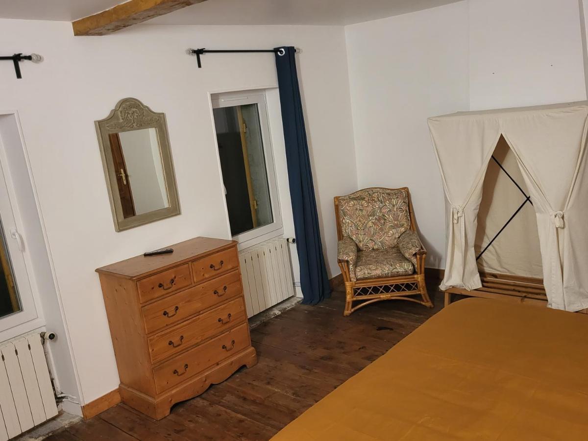 Domaine De La Sarrotte Bed & Breakfast Saugon Dış mekan fotoğraf