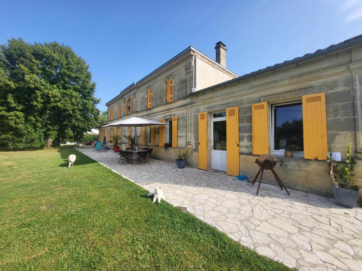 Domaine De La Sarrotte Bed & Breakfast Saugon Dış mekan fotoğraf